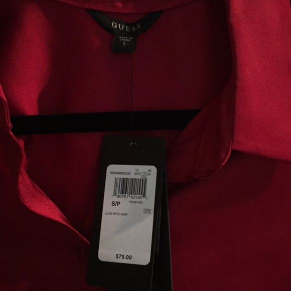 Red satin Guess blouse size small - Picture 2 of 3